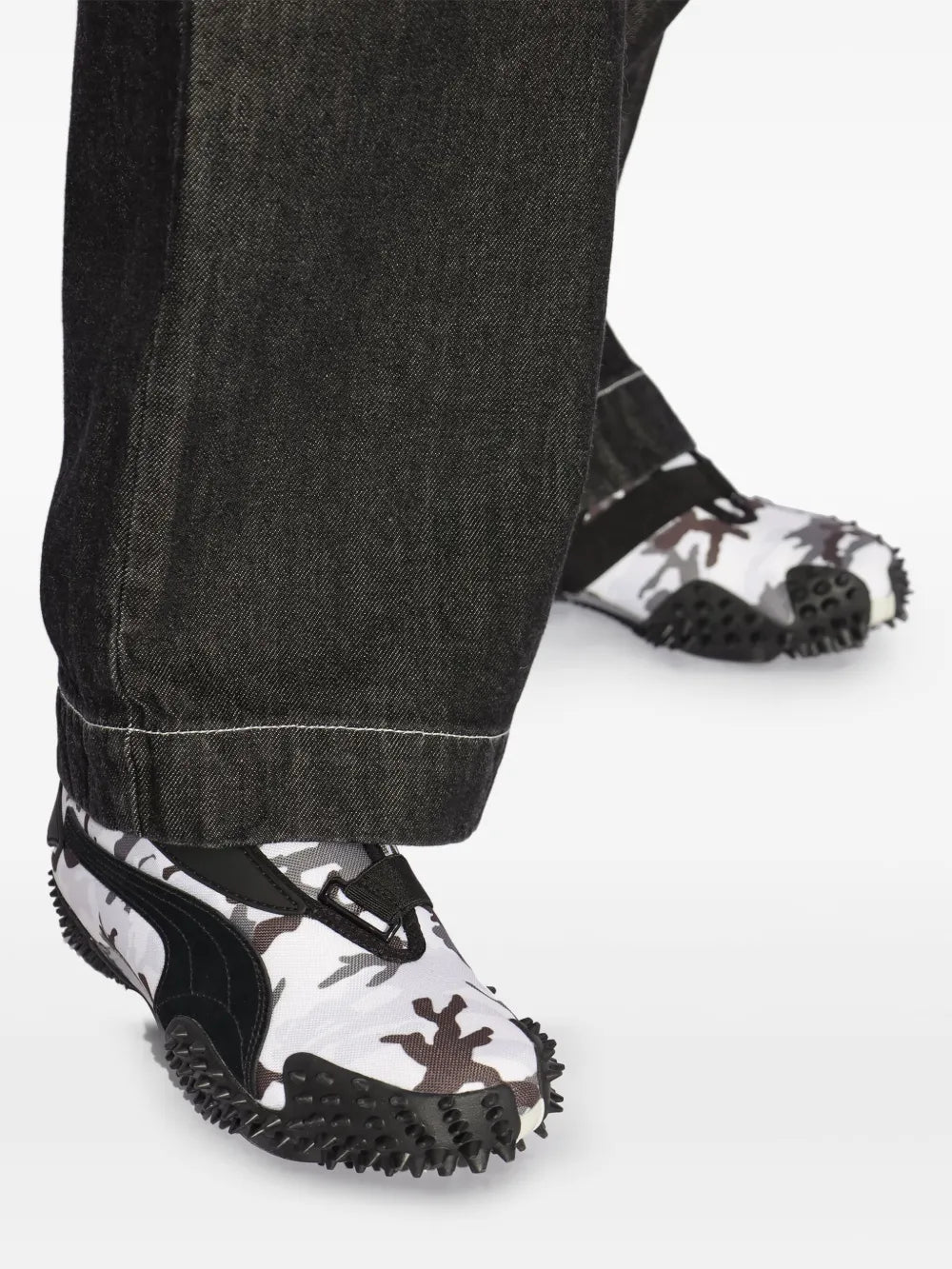 Puma Mostro Camo Sneakers