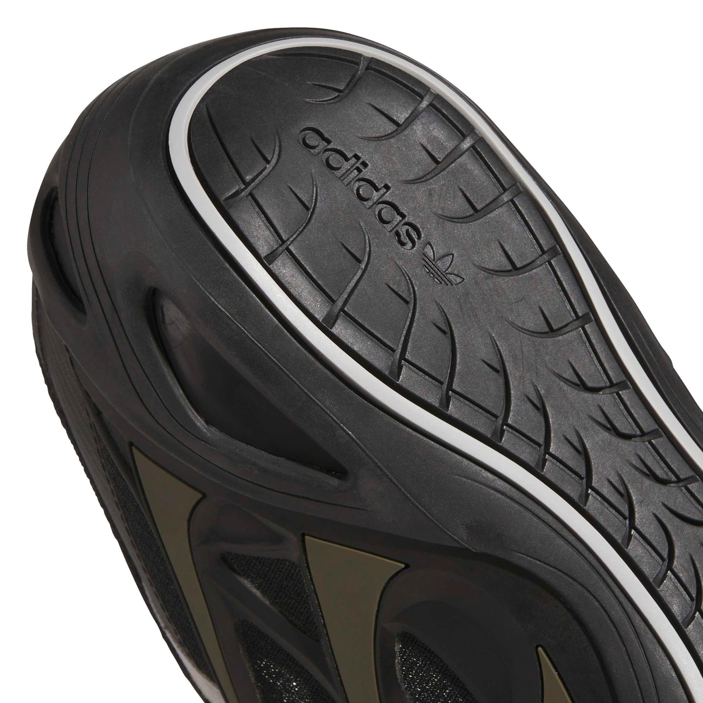 '+ Bad Bunny + Mercedes-AMG Petronas F1 Adiracer GT 'Branch Sand'