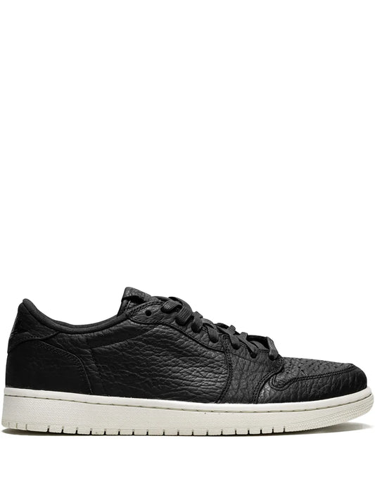 Air Jordan 1 Retro Low Sneakers