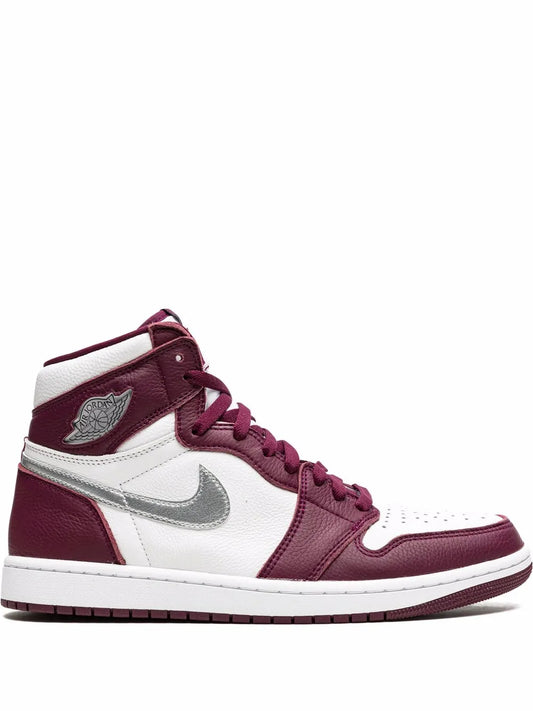 Air Jordan 1 Retro High Bordeaux Sneakers