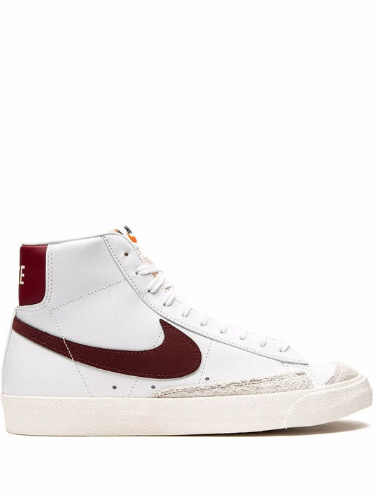 Nike Blazer Mid 77 Sneakers
