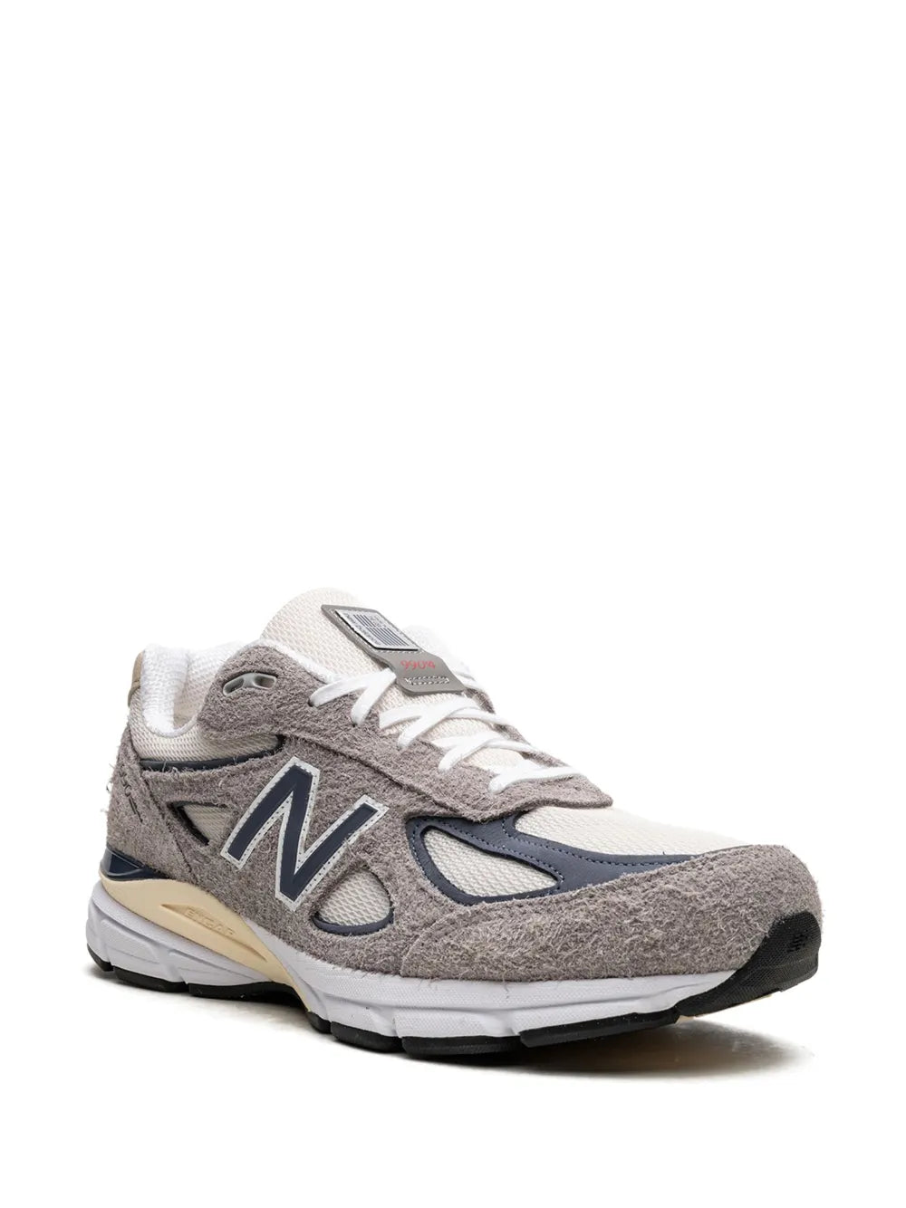 New Balance 990V4