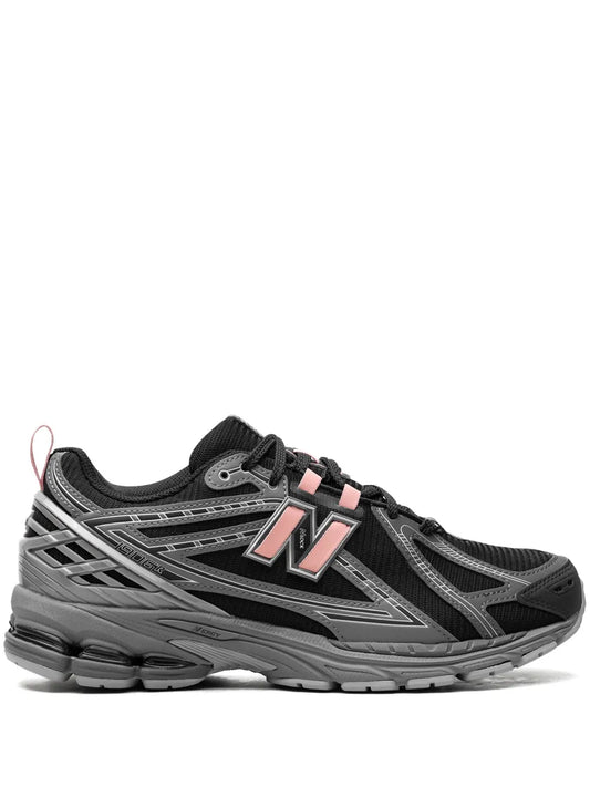 New Balance 1906R Black/Pink Sneakers