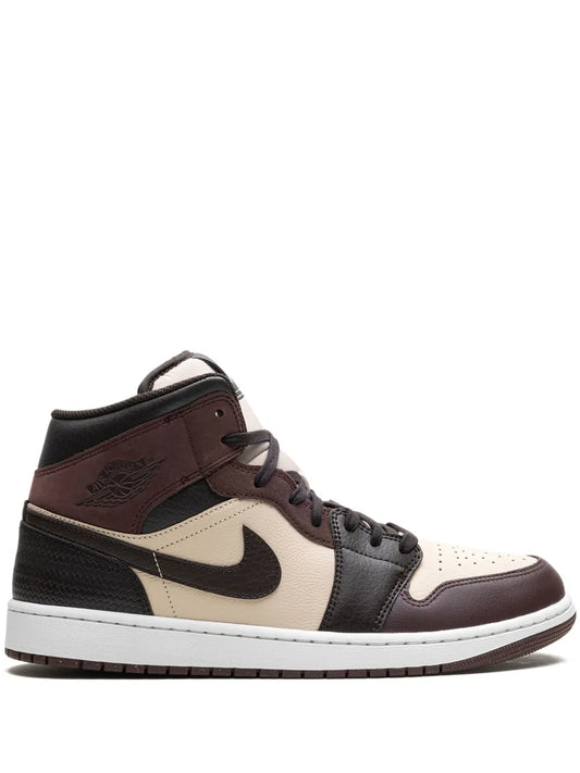 Air Jordan 1 Mid Se Velvet Brown Sneakers
