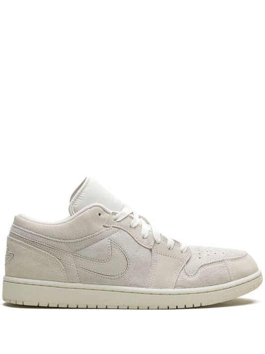 Air Jordan 1 Pale Ivory Sneakers