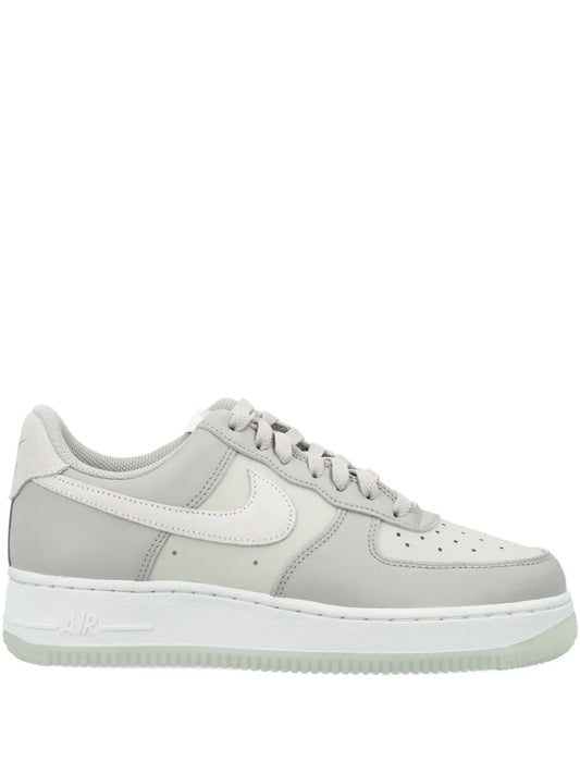Nike Air Force 1 '07