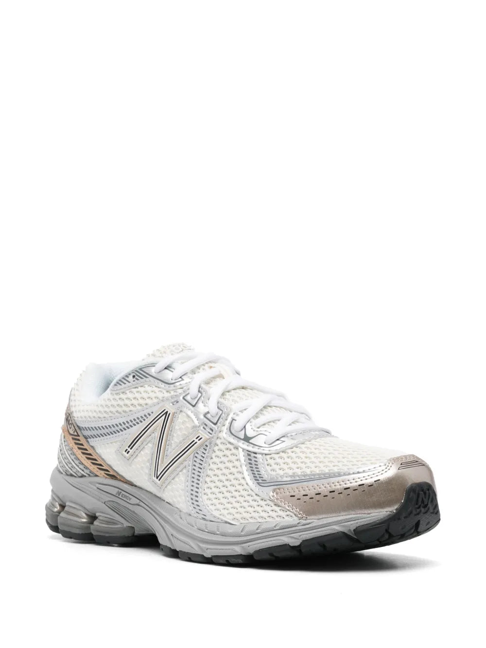 New Balance 860V2