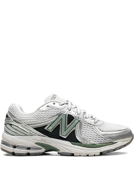 New Balance 860V2 Sneakers