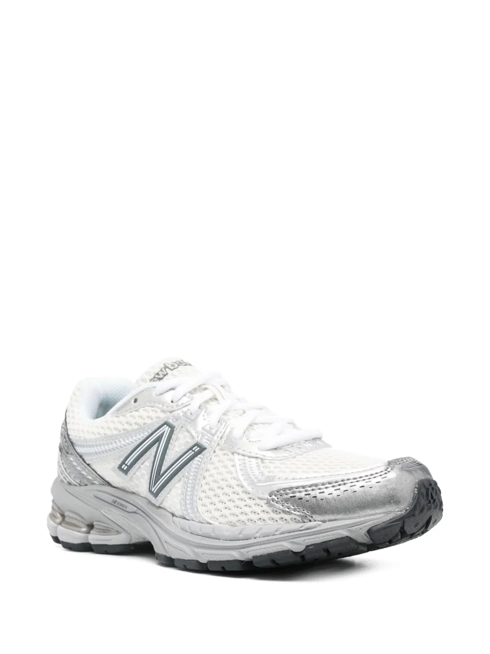 New Balance 860V2