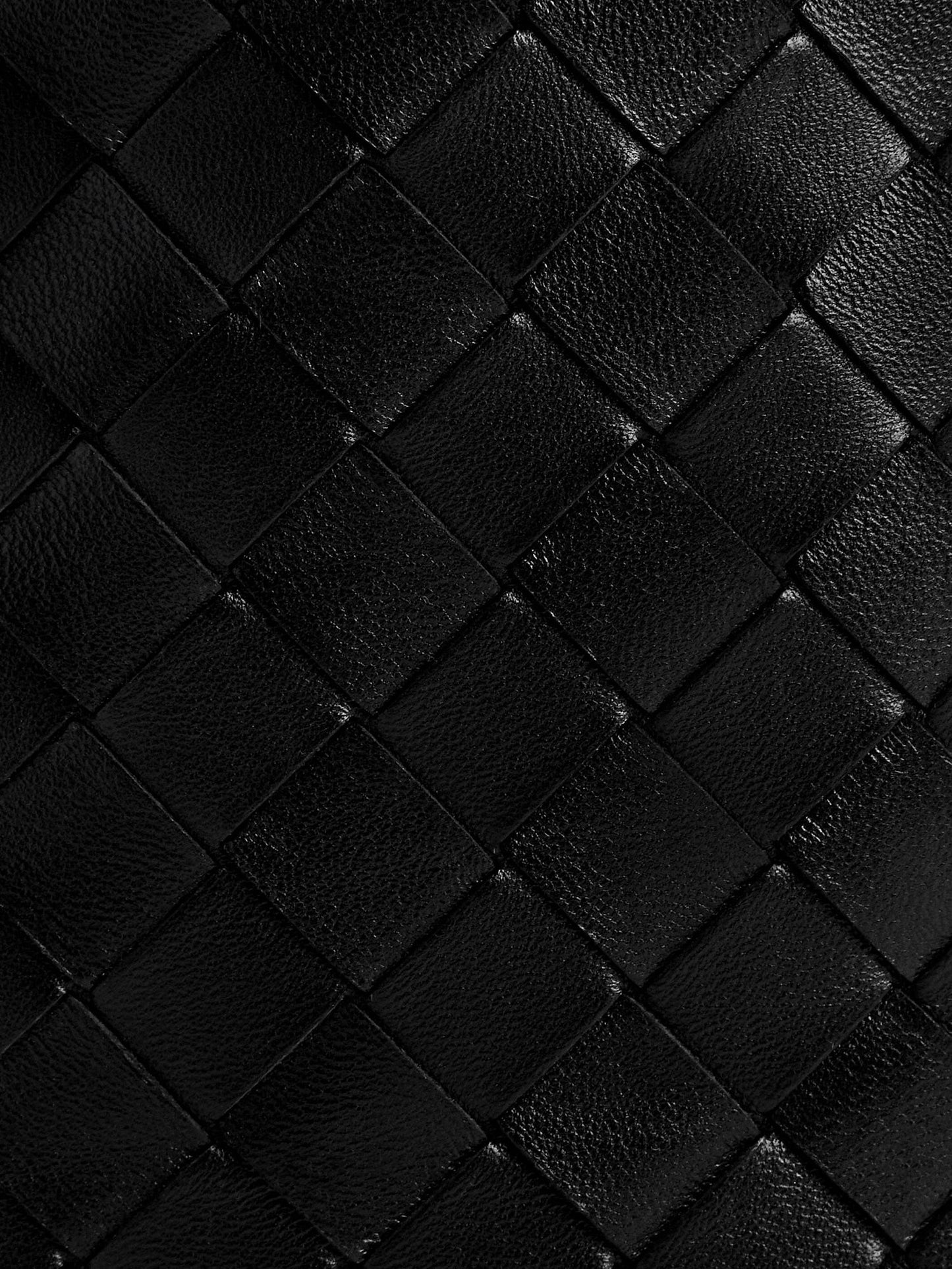 Bottega Veneta Women Andiamo Leather Smartphone Pochette With Intrecciato Motif