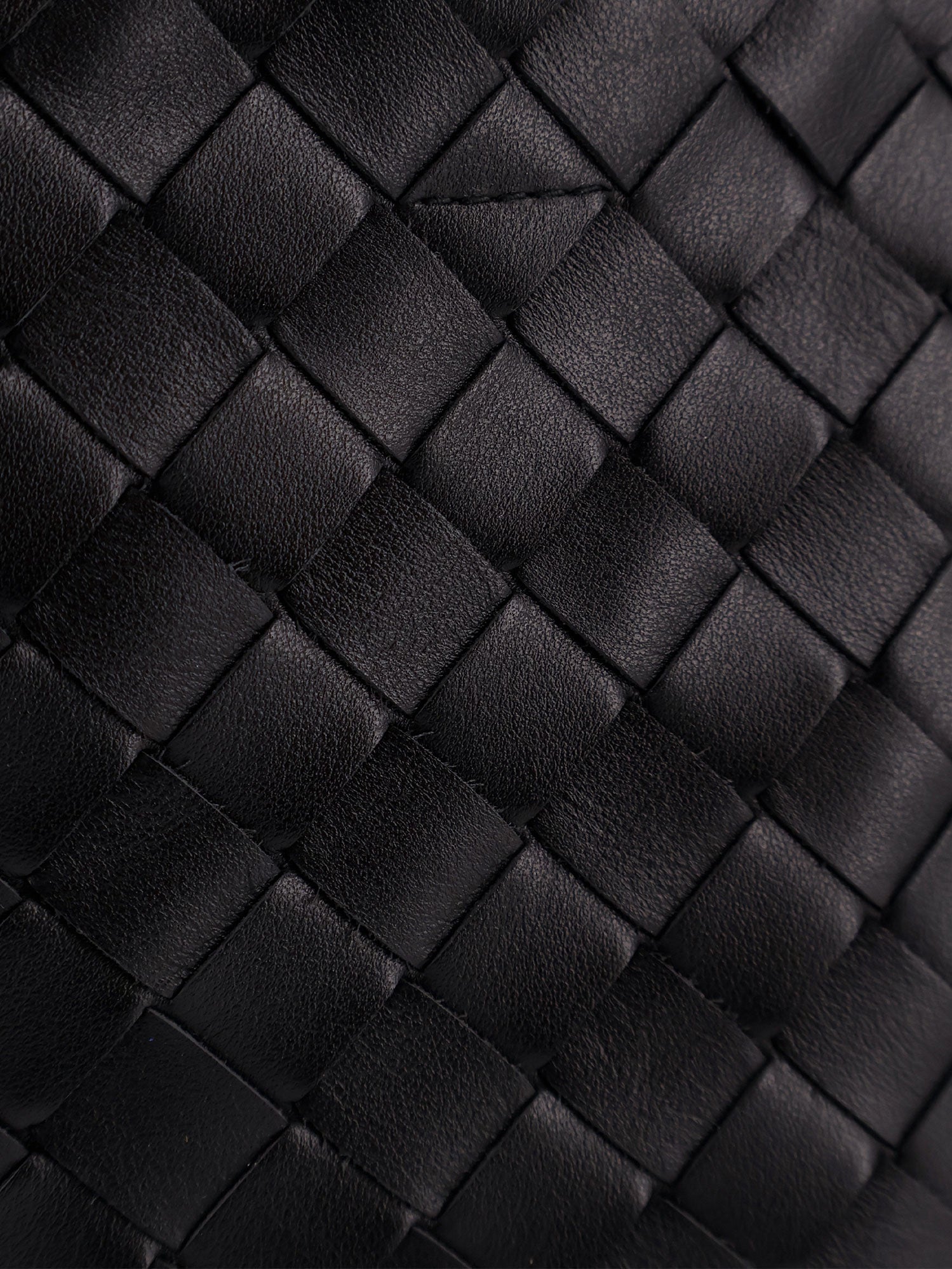 Bottega Veneta Men Leather Crossbody Bag With Intrecciato Pattern