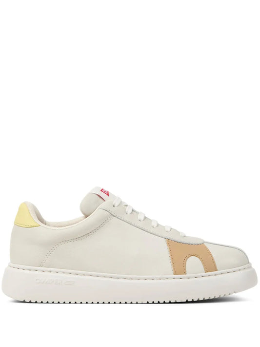 Camper Runner K21