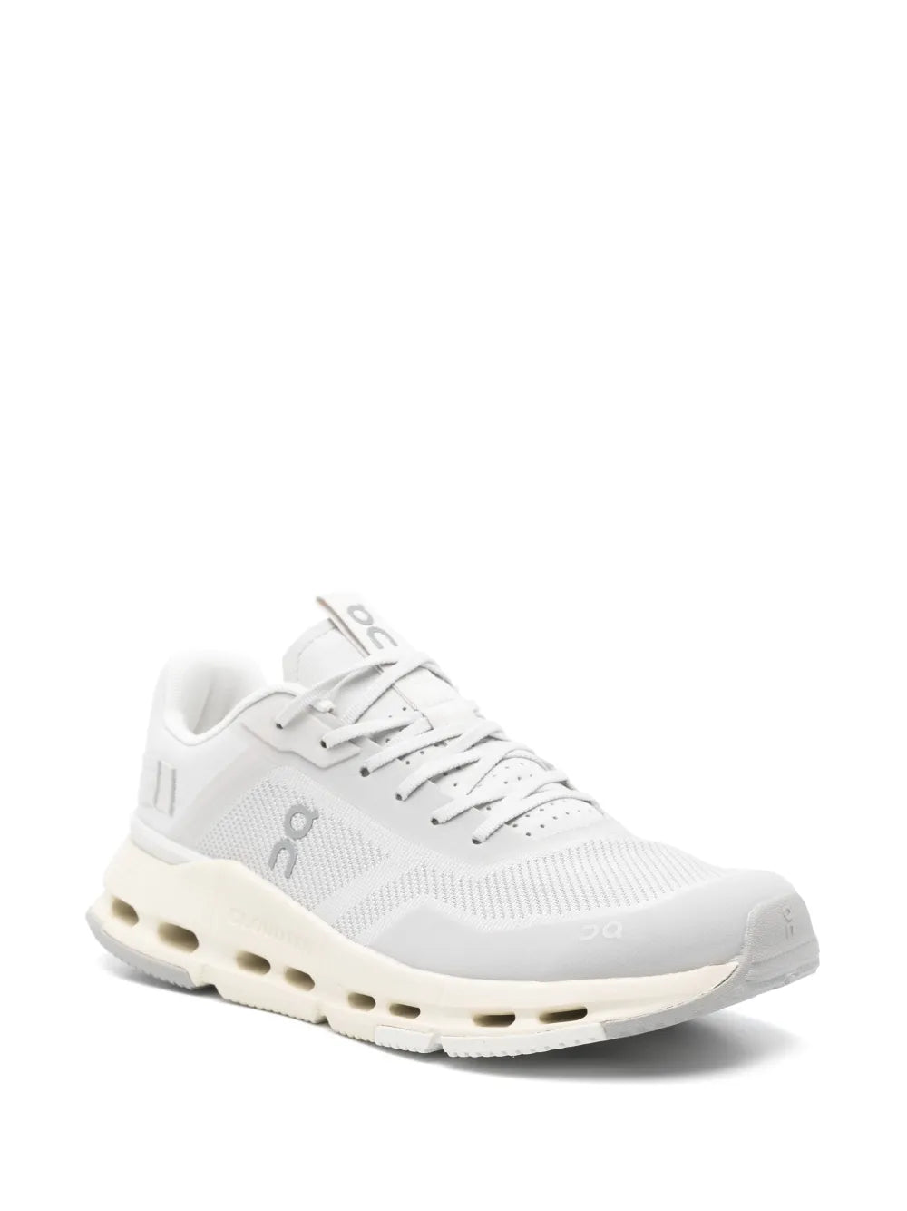 On Running Cloudnova Form 2 Tt