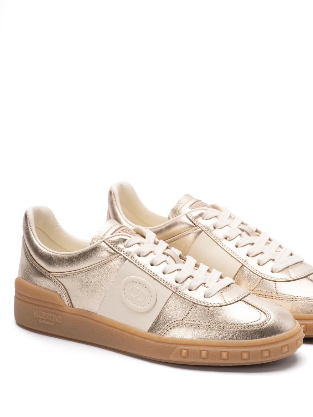 Valentino Garavani Upvillage
