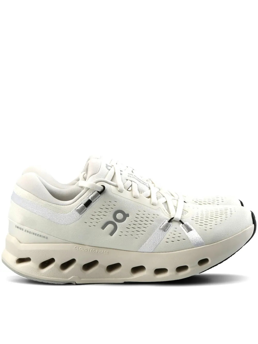 On Running Cloudsurfer 2 Trainers