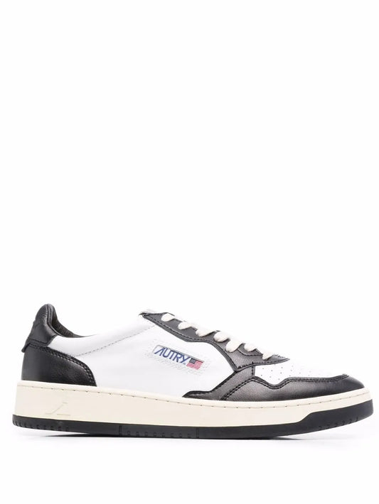 Autry Medalist Low White/Black Sneakers