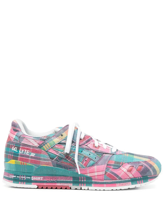 Comme Des Gar ns Shirt X Asics Gel Lyte Iii Sneakers