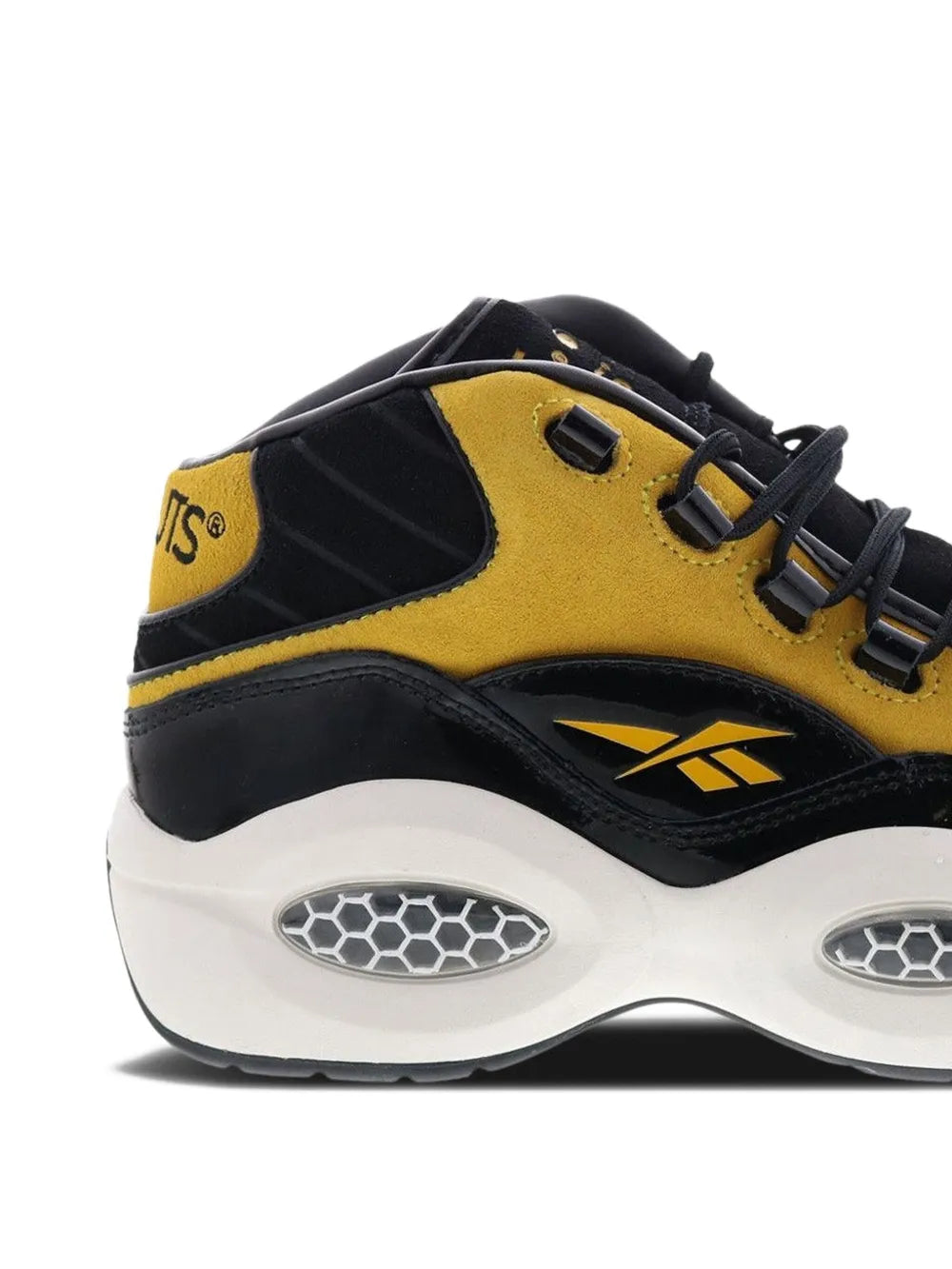Reebok X Peanuts X Question Mid Boldly Sneakers