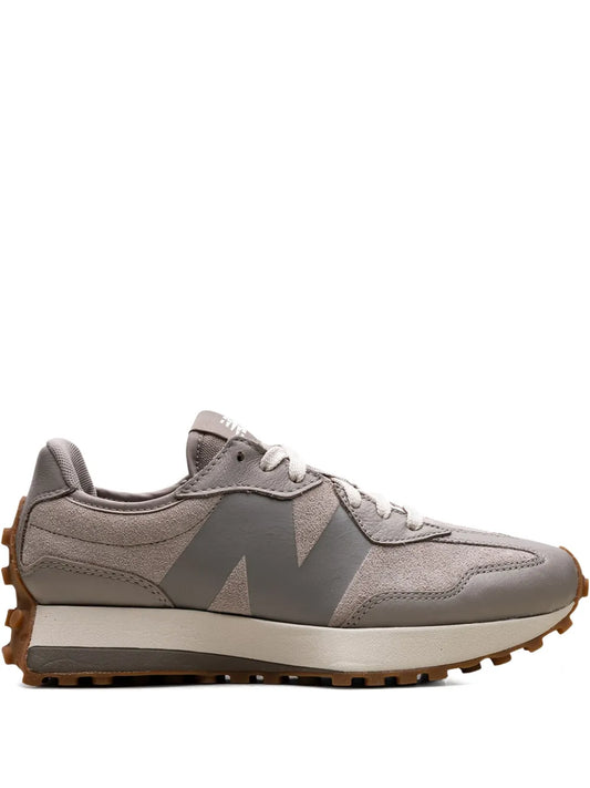 New Balance 327