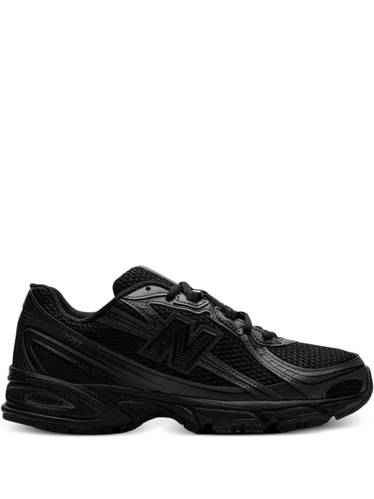 New Balance 740