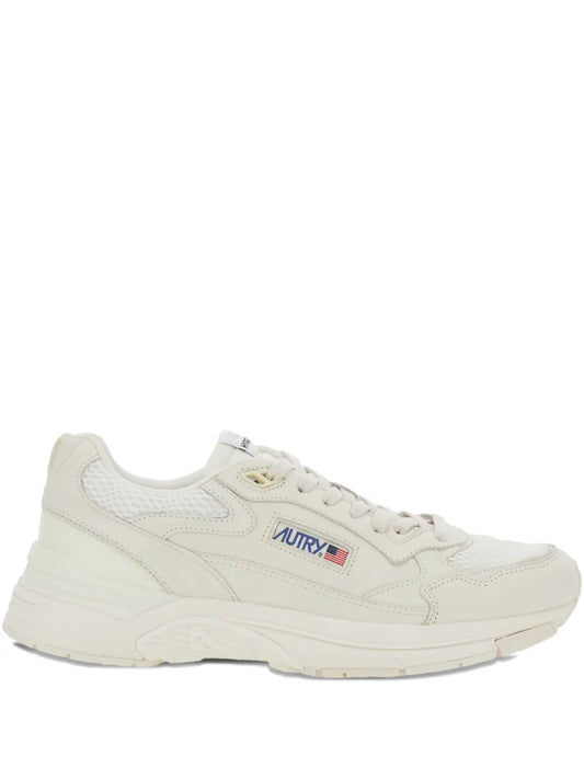 Autry Hyperway Logo-Patch Mesh Sneakers