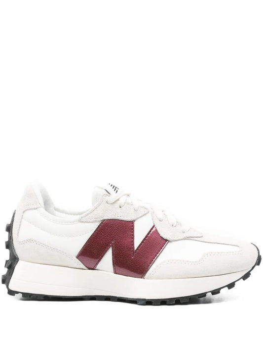 New Balance 327 Logo-Patch