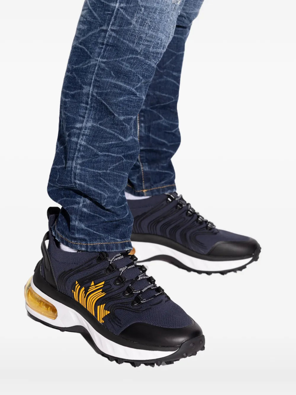 Dsquared2 Wave-Patterned Lace-Up Low-Top Sneakers