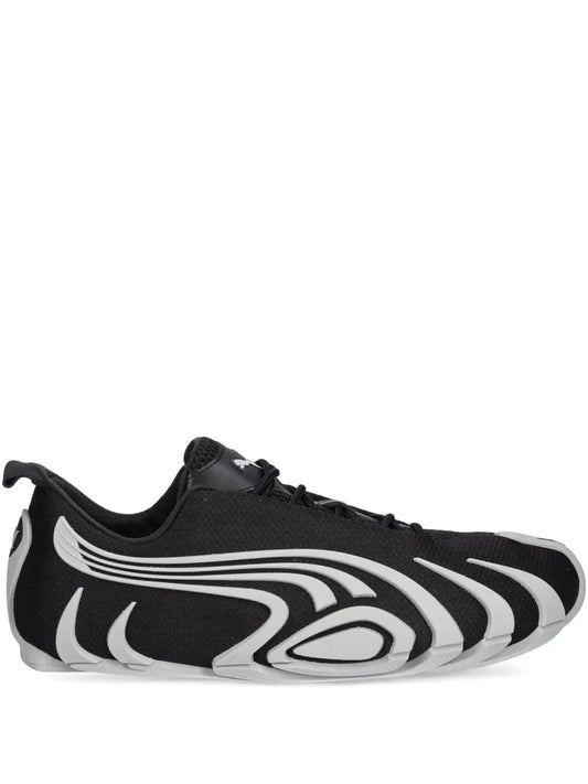 Puma Wave-Pattern Sneakers