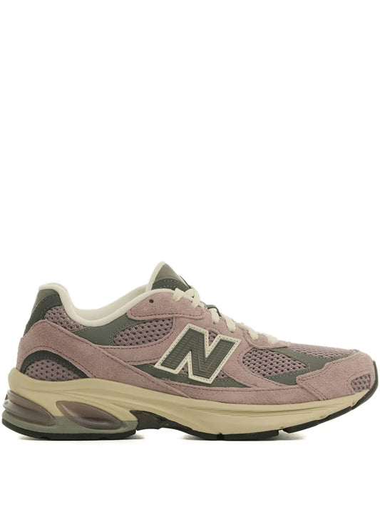 New Balance 2010 Panelled Sneakers