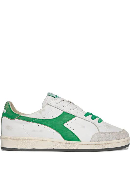 Diadora Prestige Used Sneakers
