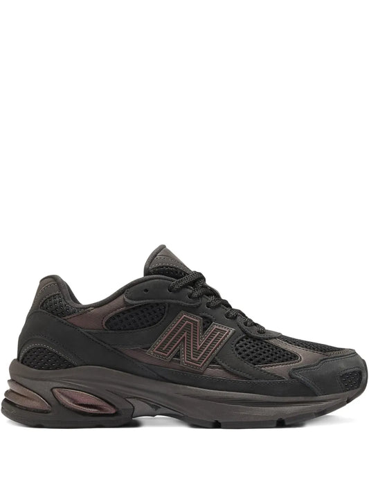 New Balance 2010 Logo-Patch Sneakers