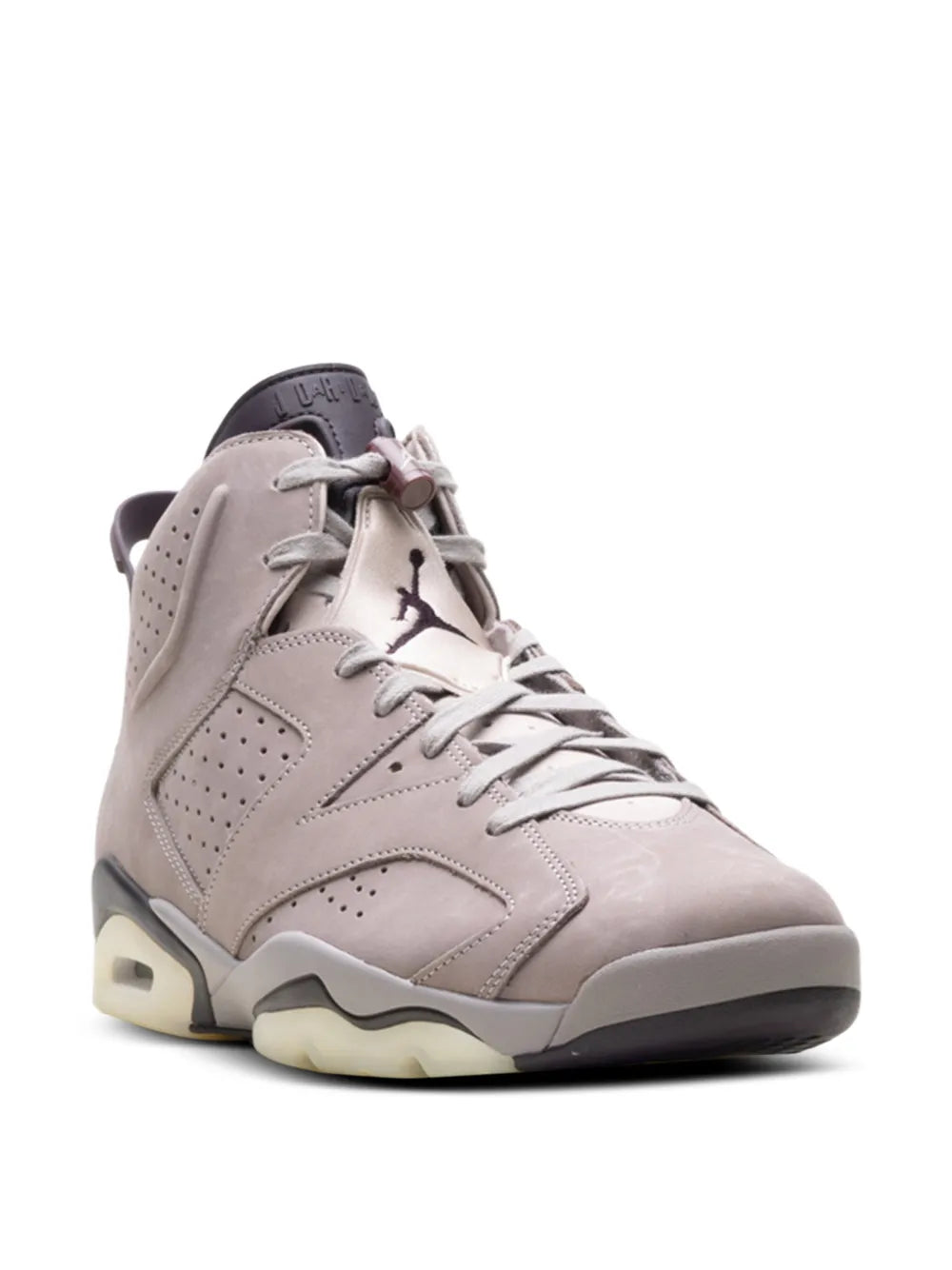 Jordan Xx A Ma Mani e Air Jordan 6 Retro Sp Perforated-Detail Sneakers