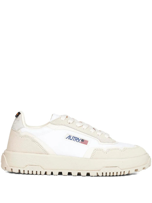 Autry Lace-Up Logo