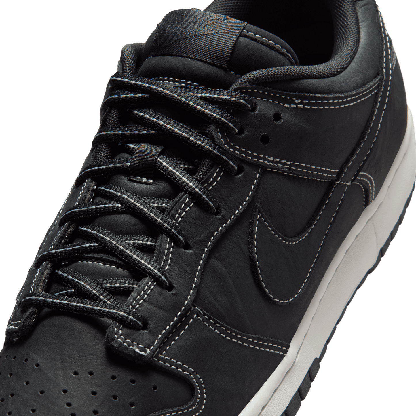 Dunk Low 'Off Noir Summit White'