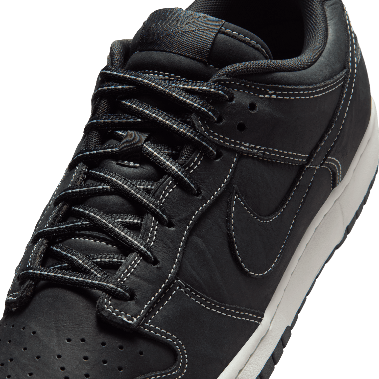 Dunk Low 'Off Noir Summit White'