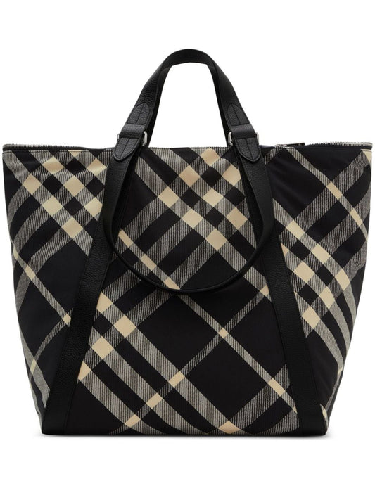 Burberry Women Shoulder Bags
