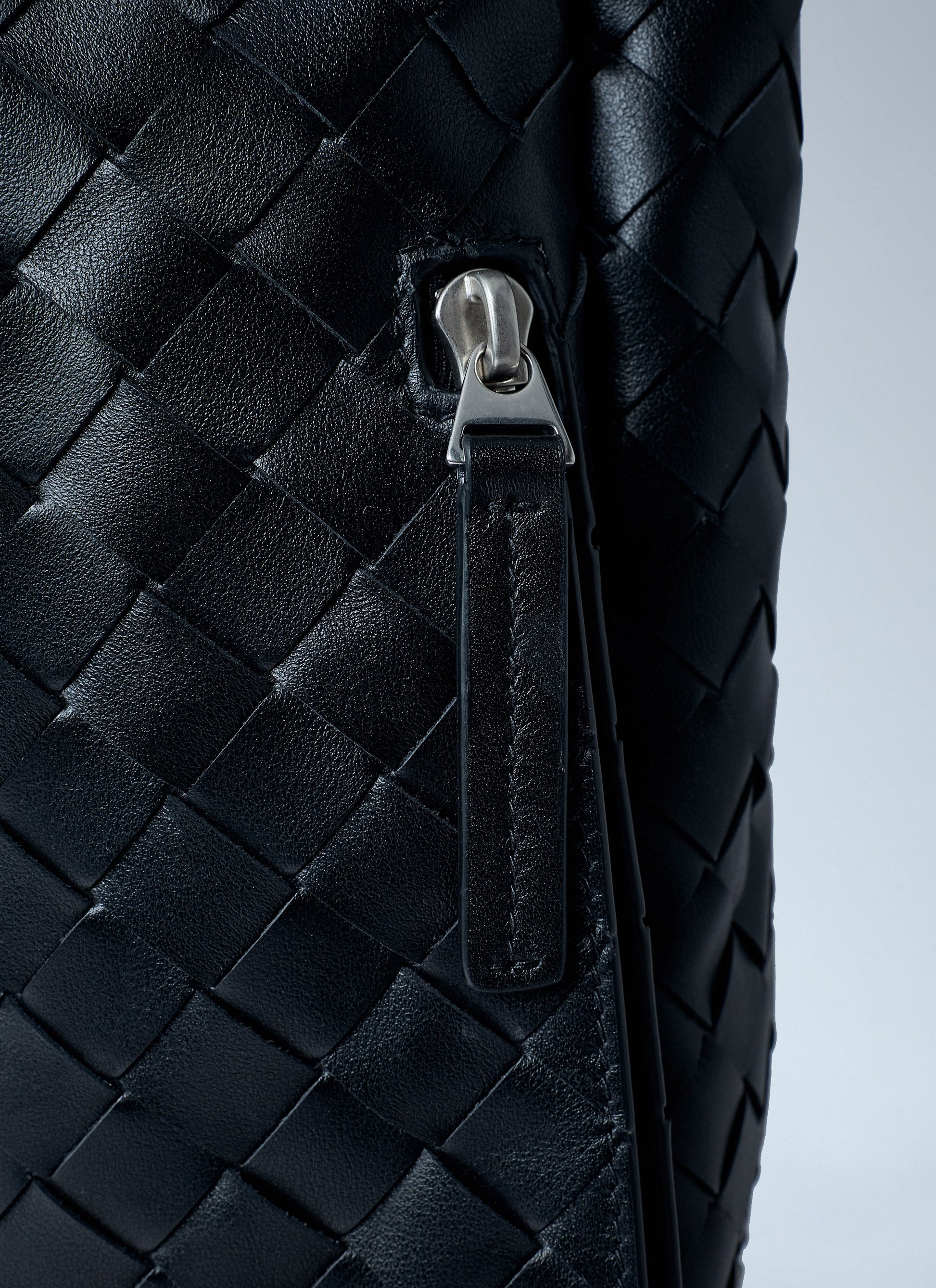 Bottega Veneta Men Intrecciato Trail Backpack