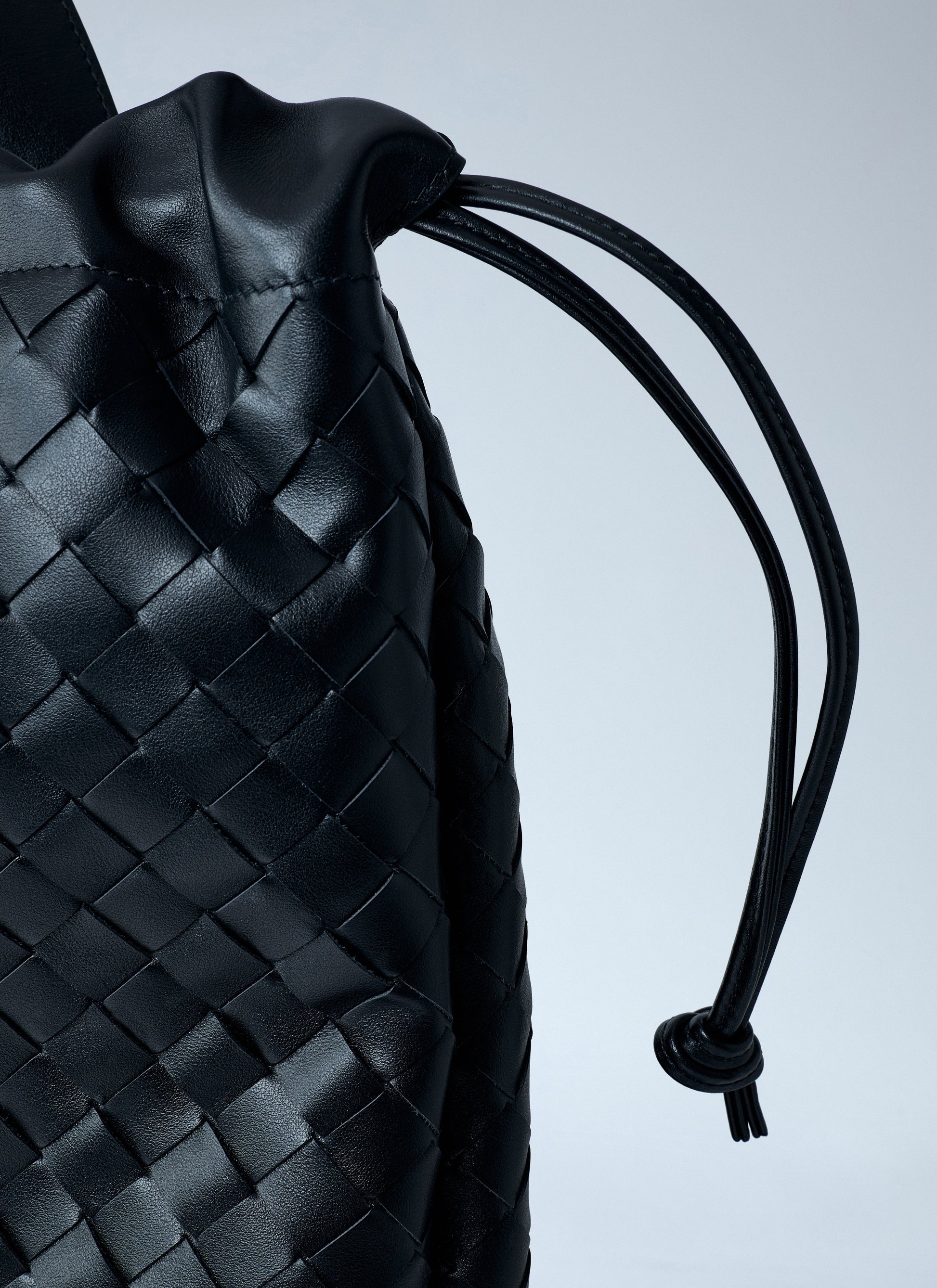 Bottega Veneta Men Intrecciato Trail Backpack