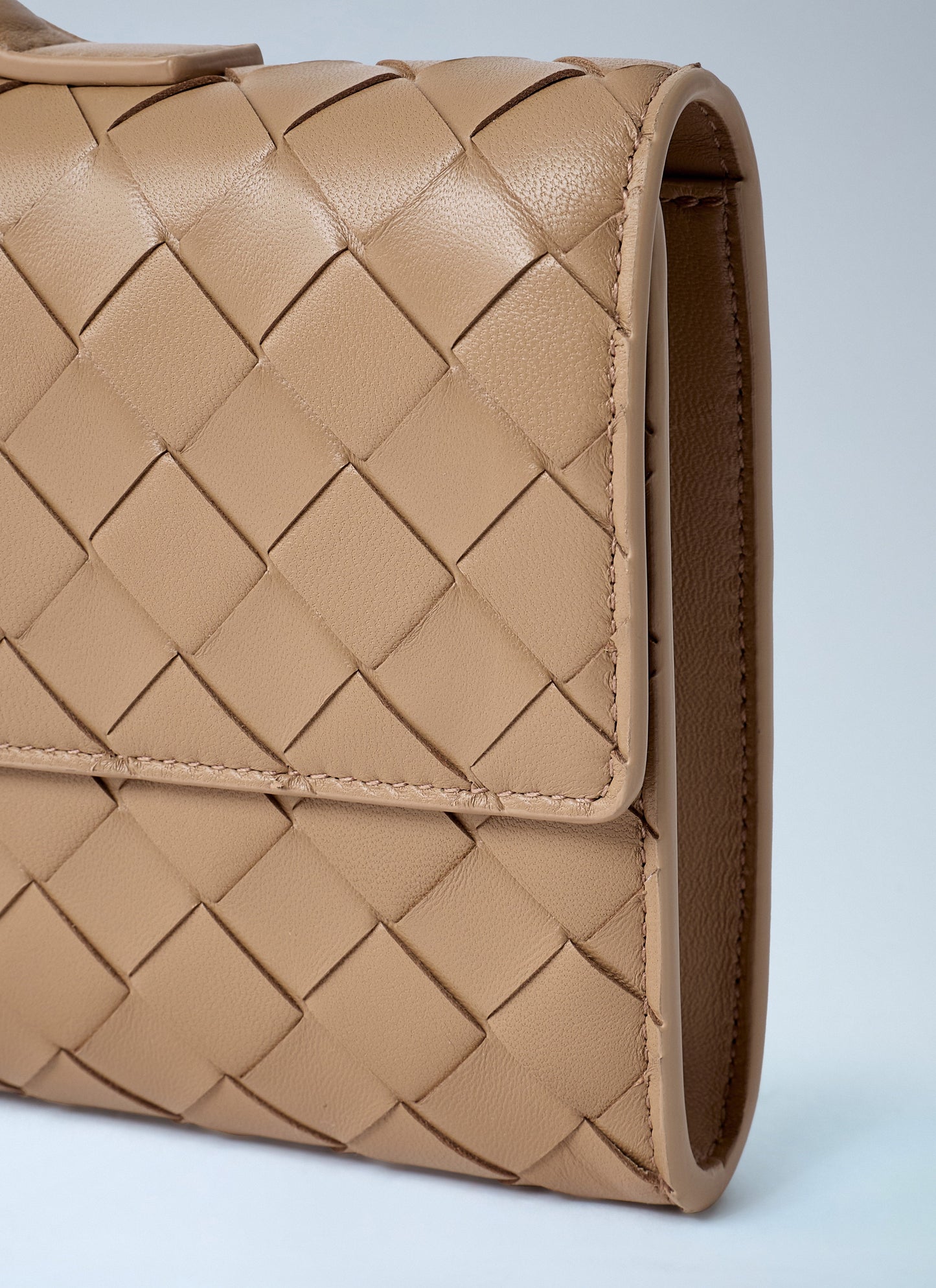 Bottega Veneta Women Long Andiamo Clutch